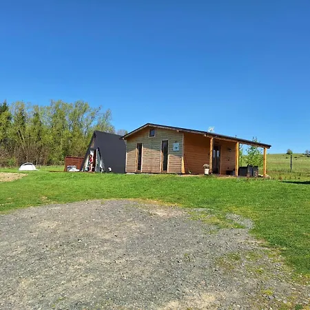 אתר קמפינג Camping, Zabierz Wlasny Namiot Kameralne Pole Namiotowe Z Basenem Kinem Plenerowym Miejscem Na Ognisko I Placem Zabaw Zywe Zwierzeta *