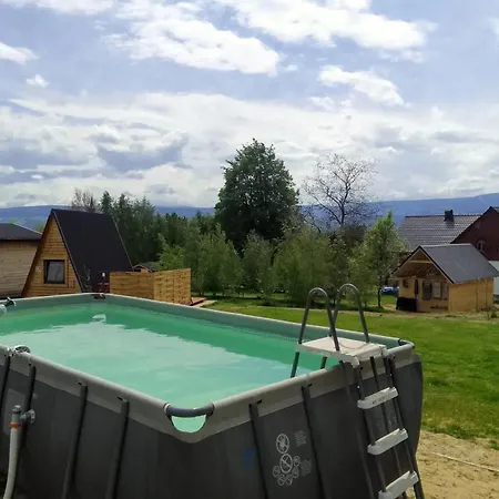 Camping, Zabierz Wlasny Namiot Kameralne Pole Namiotowe Z Basenem Kinem Plenerowym Miejscem Na Ognisko I Placem Zabaw Zywe Zwierzeta *