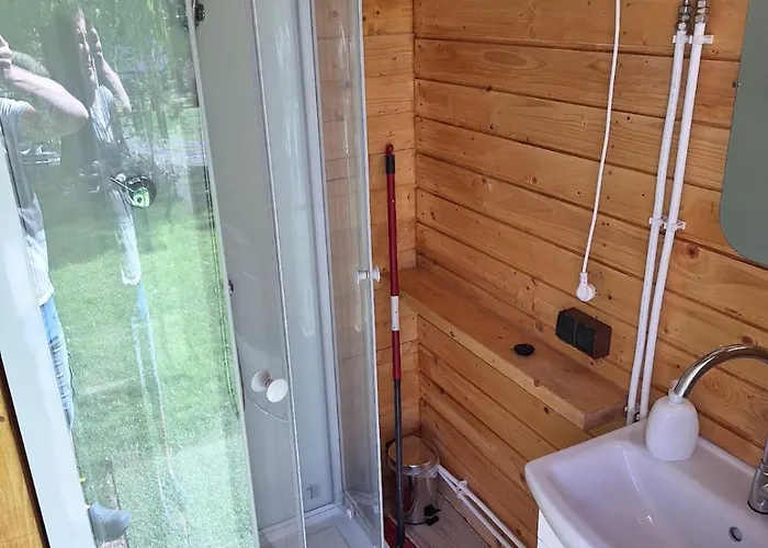 Kameralne Pole Namiotowe, Zabierz Swoj Namiot, Blisko Swieradow I Zamek Czocha Campingplads